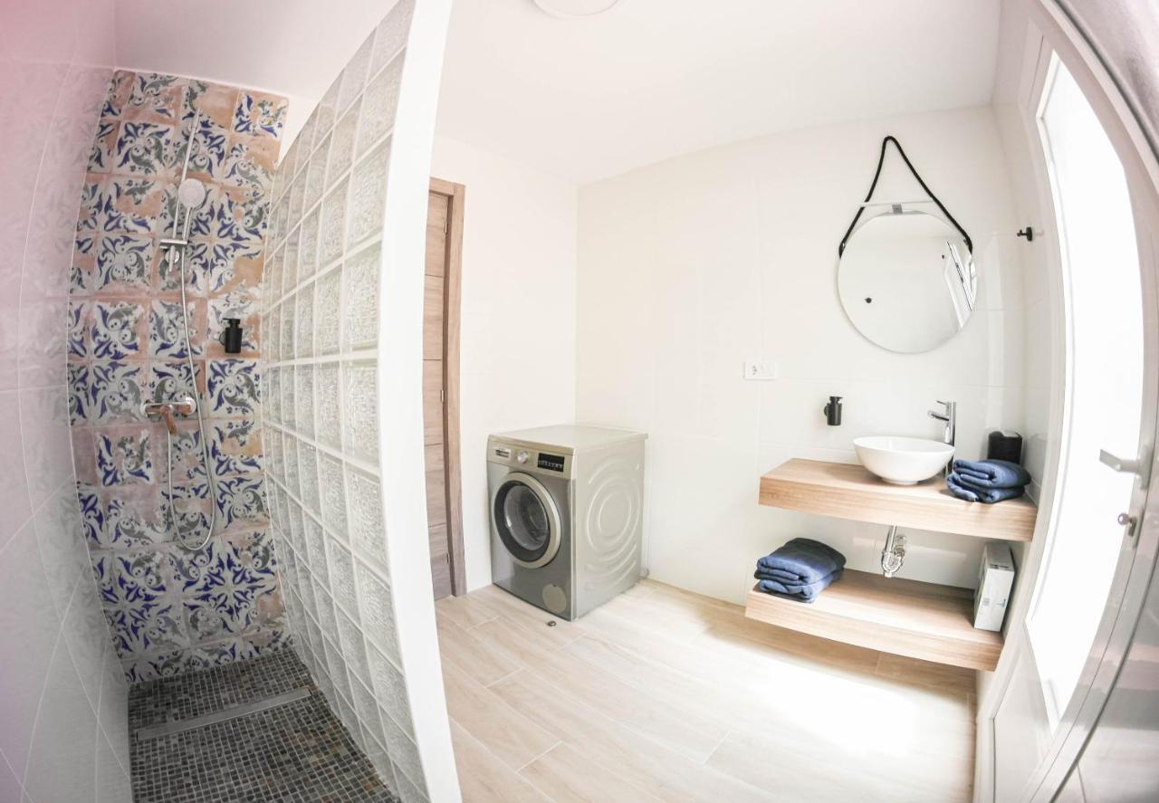 בנאלמדנה Villa Yanna מראה חיצוני תמונה
