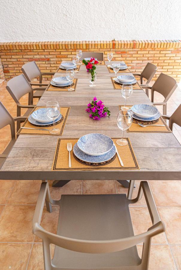 בנאלמדנה Villa Yanna מראה חיצוני תמונה