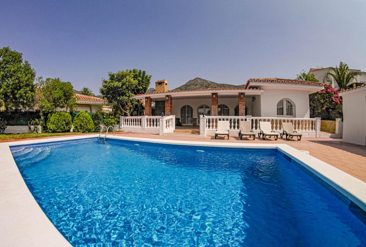 בנאלמדנה Villa Yanna מראה חיצוני תמונה
