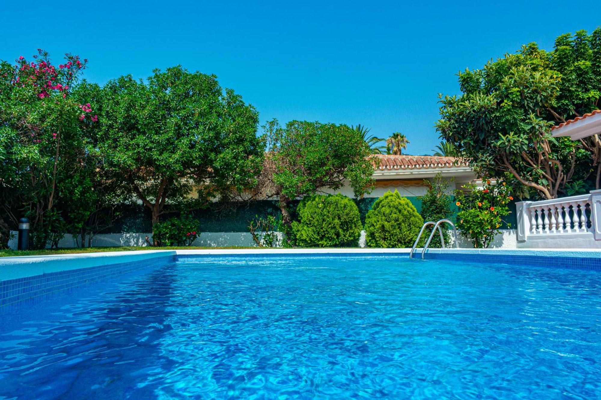 בנאלמדנה Villa Yanna מראה חיצוני תמונה